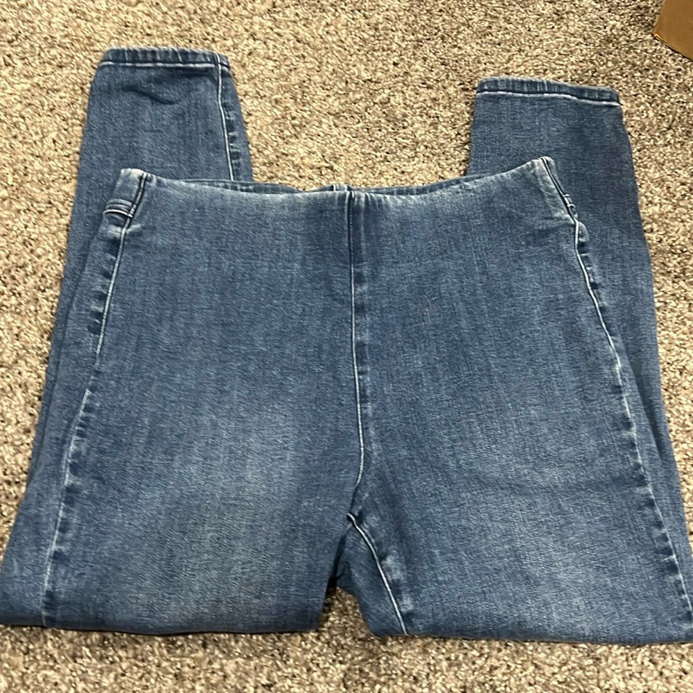 Pull on jean